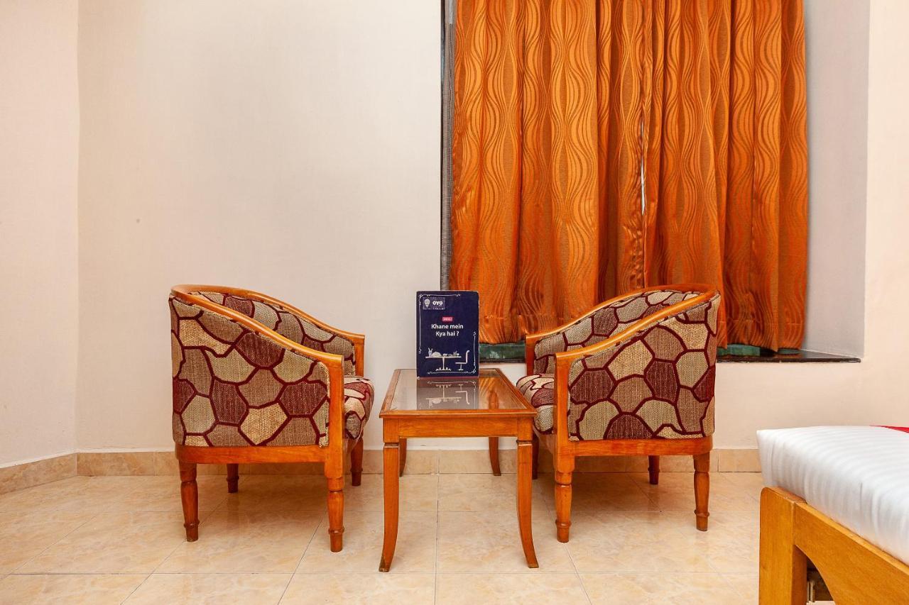 Hotel Manhattan Chennai Exterior photo
