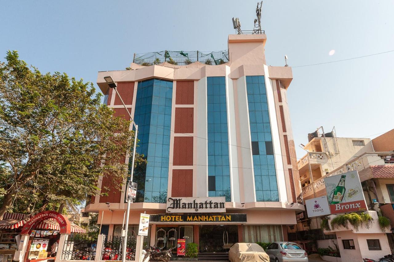 Hotel Manhattan Chennai Exterior photo
