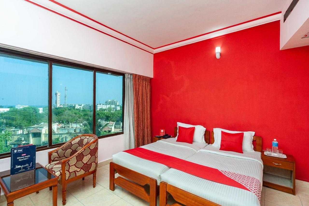 Hotel Manhattan Chennai Exterior photo