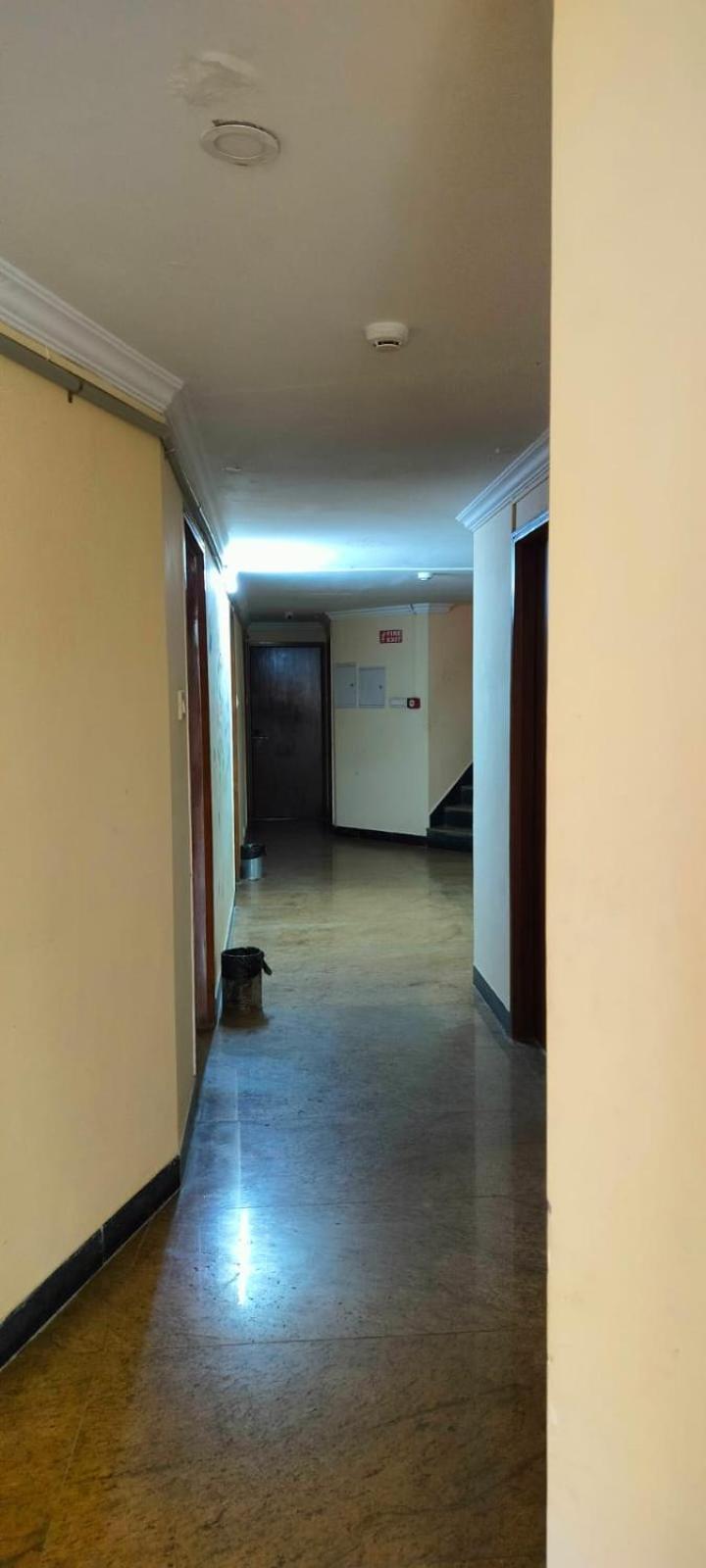 Hotel Manhattan Chennai Exterior photo