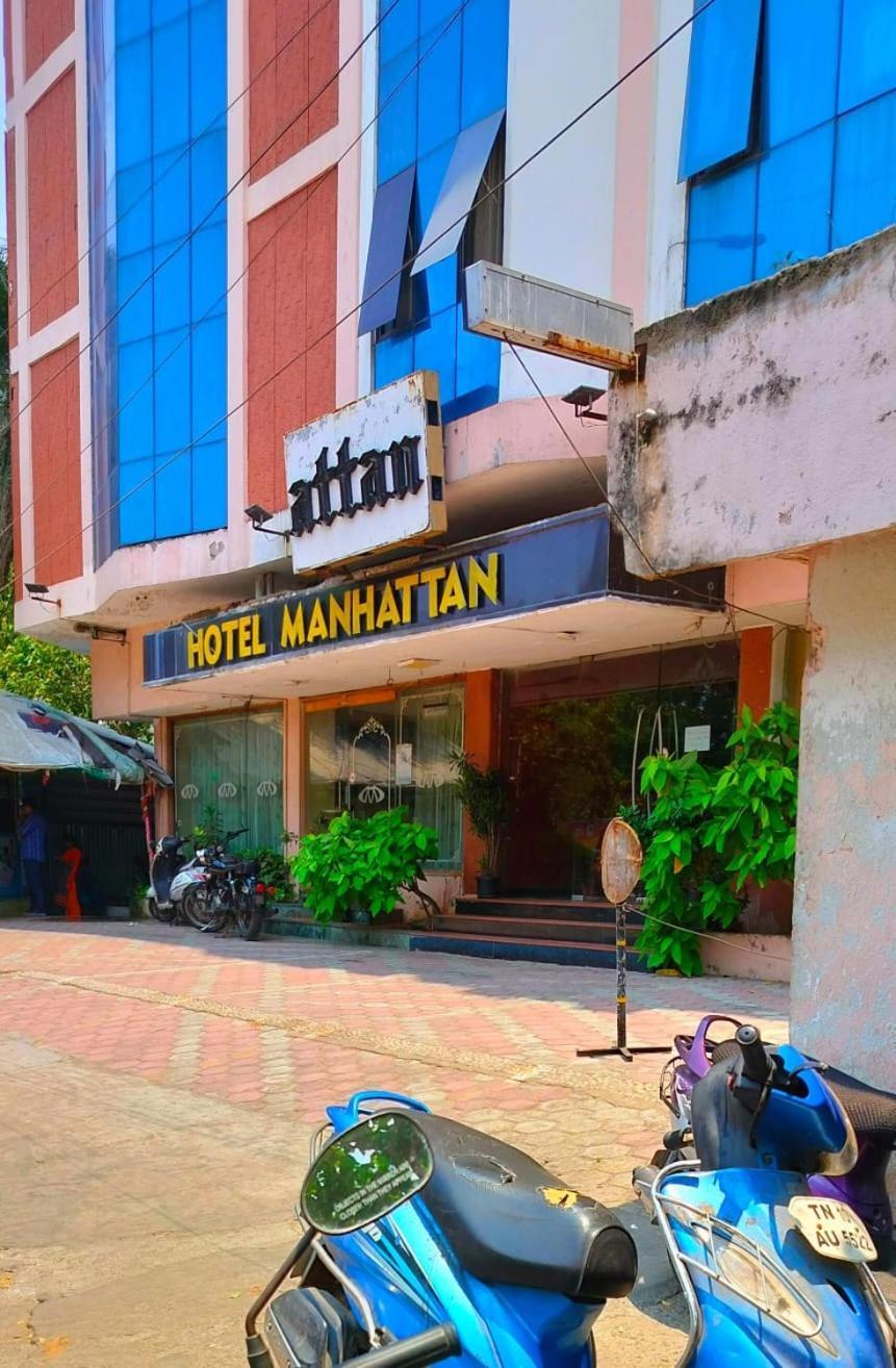 Hotel Manhattan Chennai Exterior photo